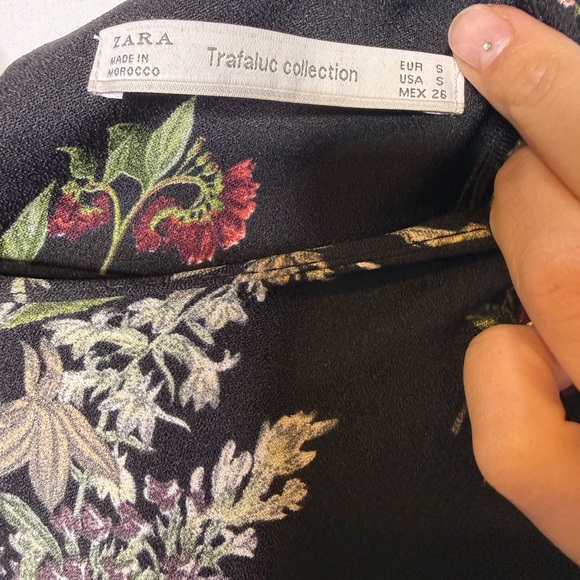 Zara Flowy Black Romper with Floral Design, Sz:S - Picture 9 of 9